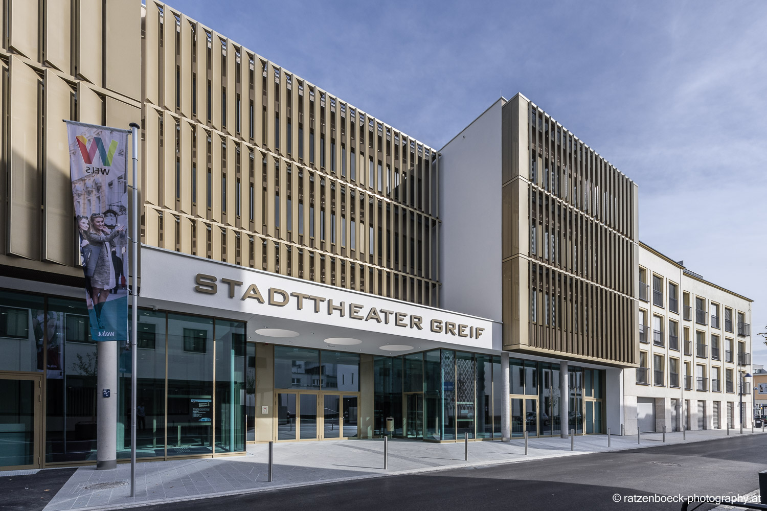 Stadttheater Greif - Wels, OÖ - Architekturbüro Harmach - Ing. Markus Ratzenböck - Ratzenböck Bautechnik - by Lichtguss