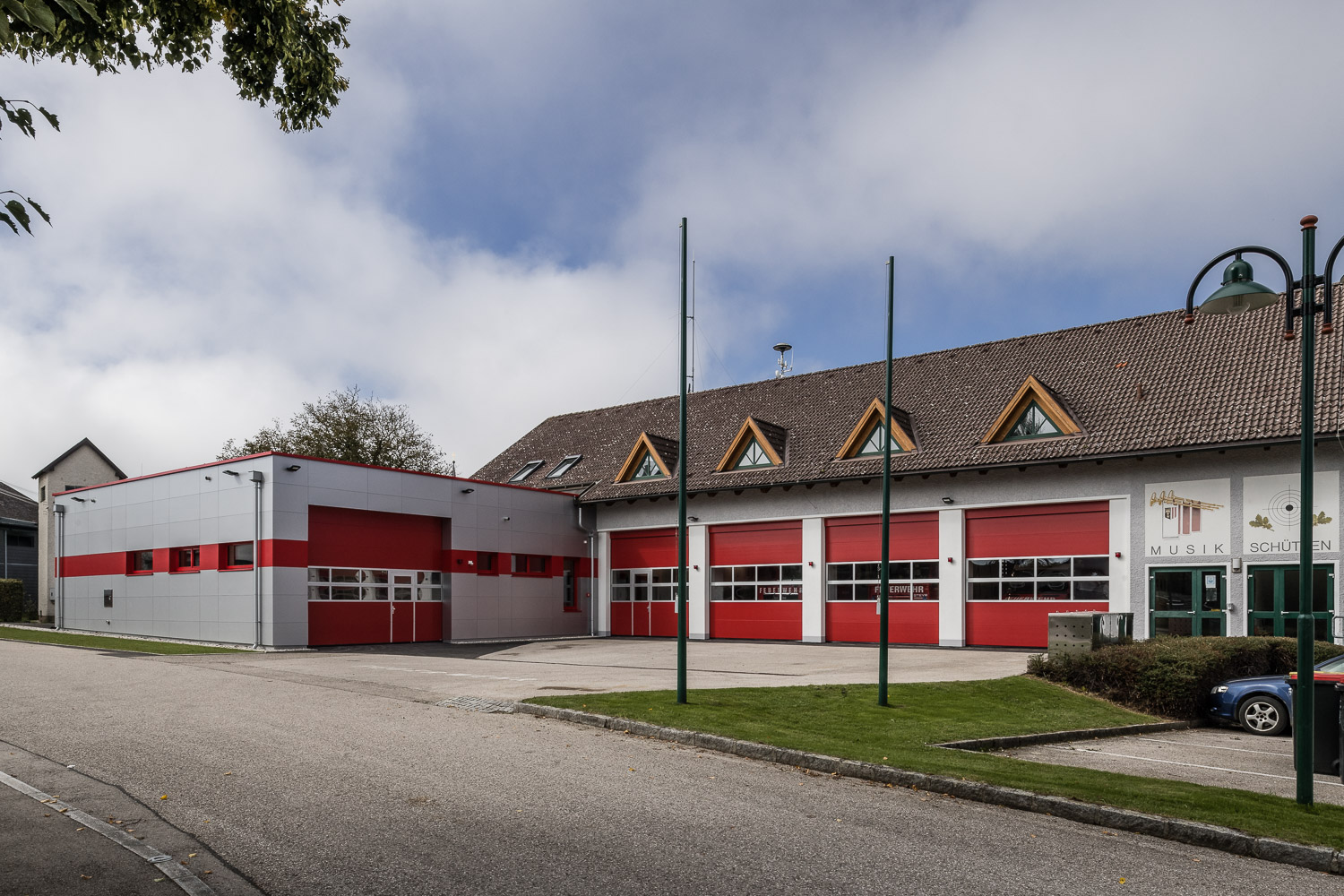 Freiwillige Feuerwehr Roitham am Traunfall, OÖ - Ing. Markus Ratzenböck - Ratzenböck Bautechnik - by Lichtguss